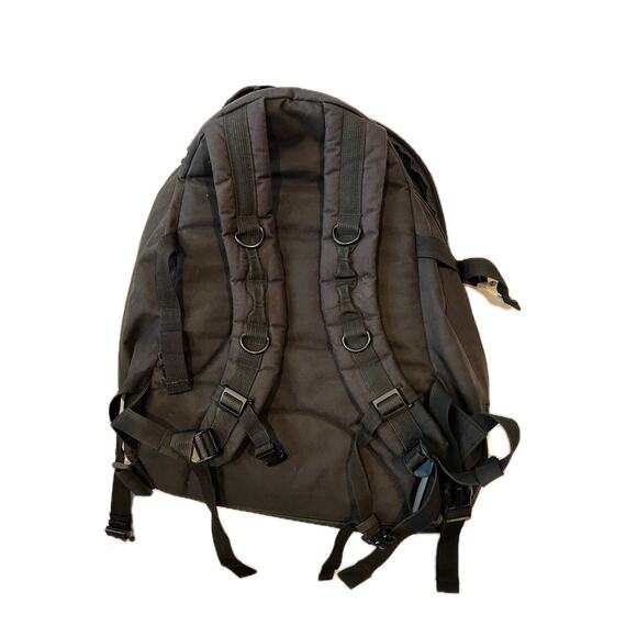 Sandpiper o California Tactical Backpack - Picture 2 of 7